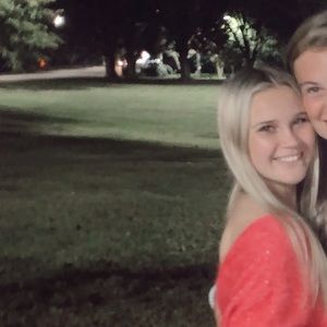 Meet your Posher, Graceson